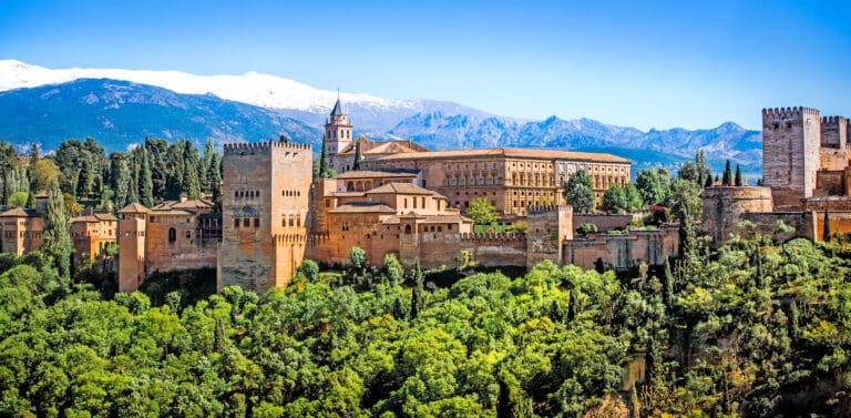 How to See Granada in 2 Days | 2023